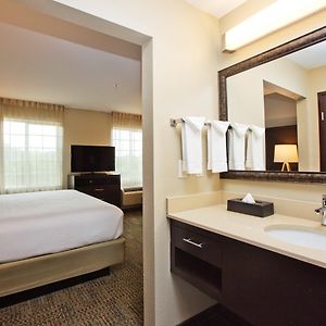 King Studio Suite Mobility Access Tub or Non-Smoking